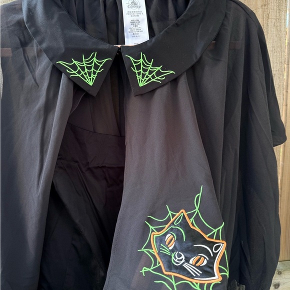 Disney Hocus Pocus Dress with Cape - Picture 5 of 10